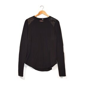 Lululemon Athletica Ice Queen Black Long‎ Sleeve Quilted Size 8